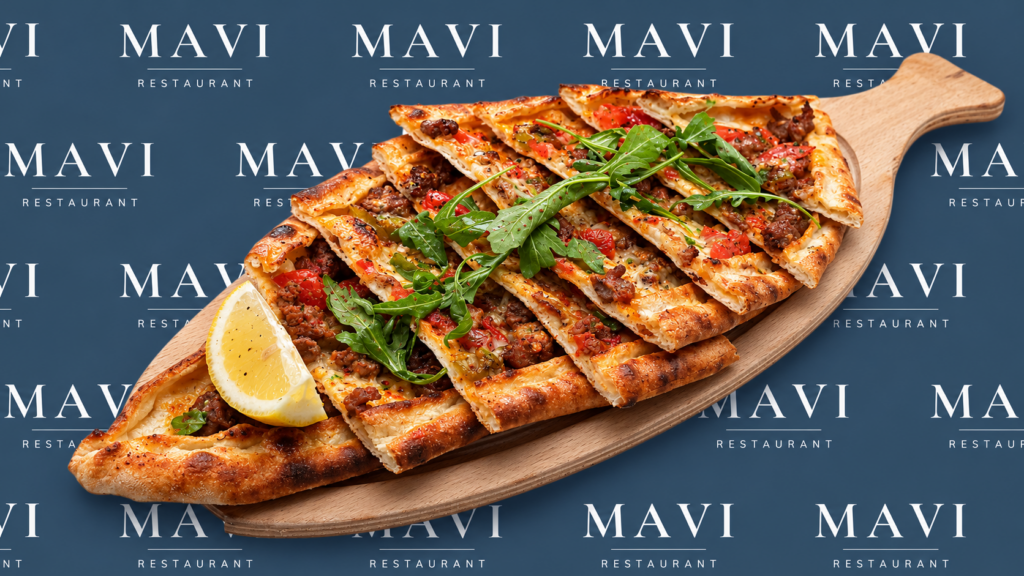 Pide mit geschmortem Fleisch / Kavurmalı Pide